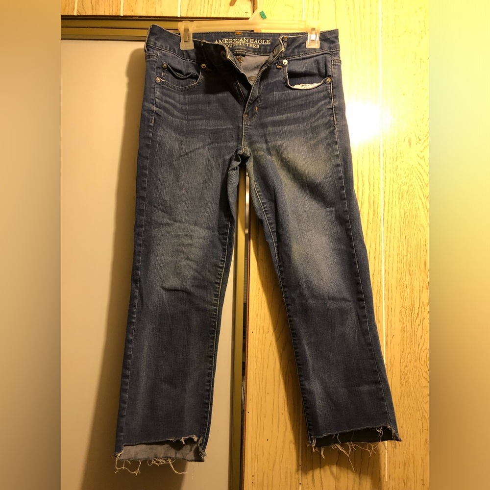 American Eagle Size 8 short